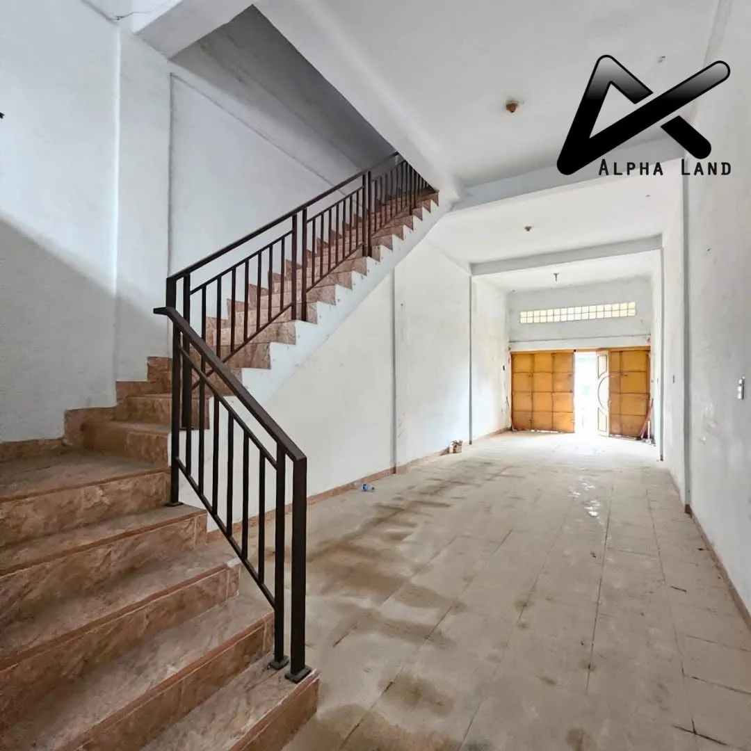 Dijual/sewa Ruko Sunggal dekat Komplek Lacoste